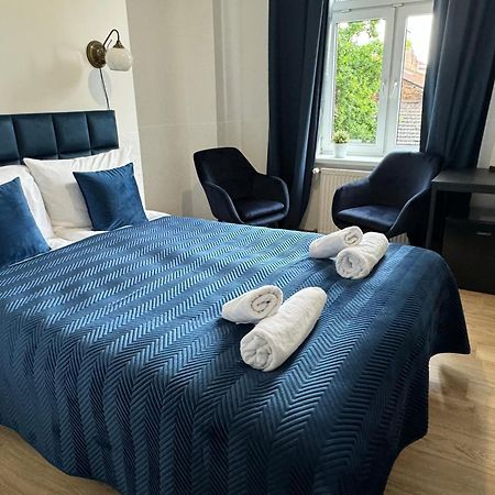 Iris Aparthotel Краков Экстерьер фото