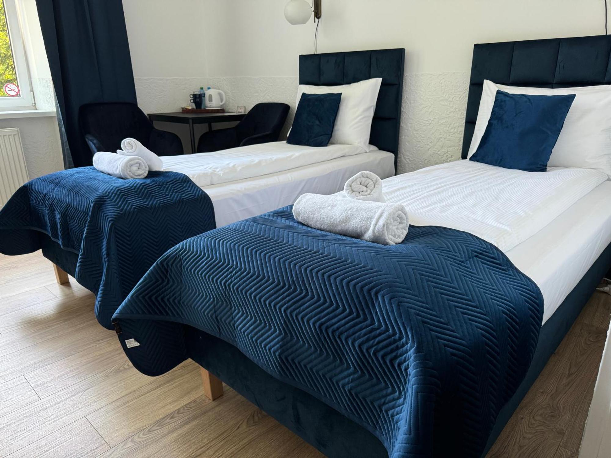 Iris Aparthotel Краков Экстерьер фото