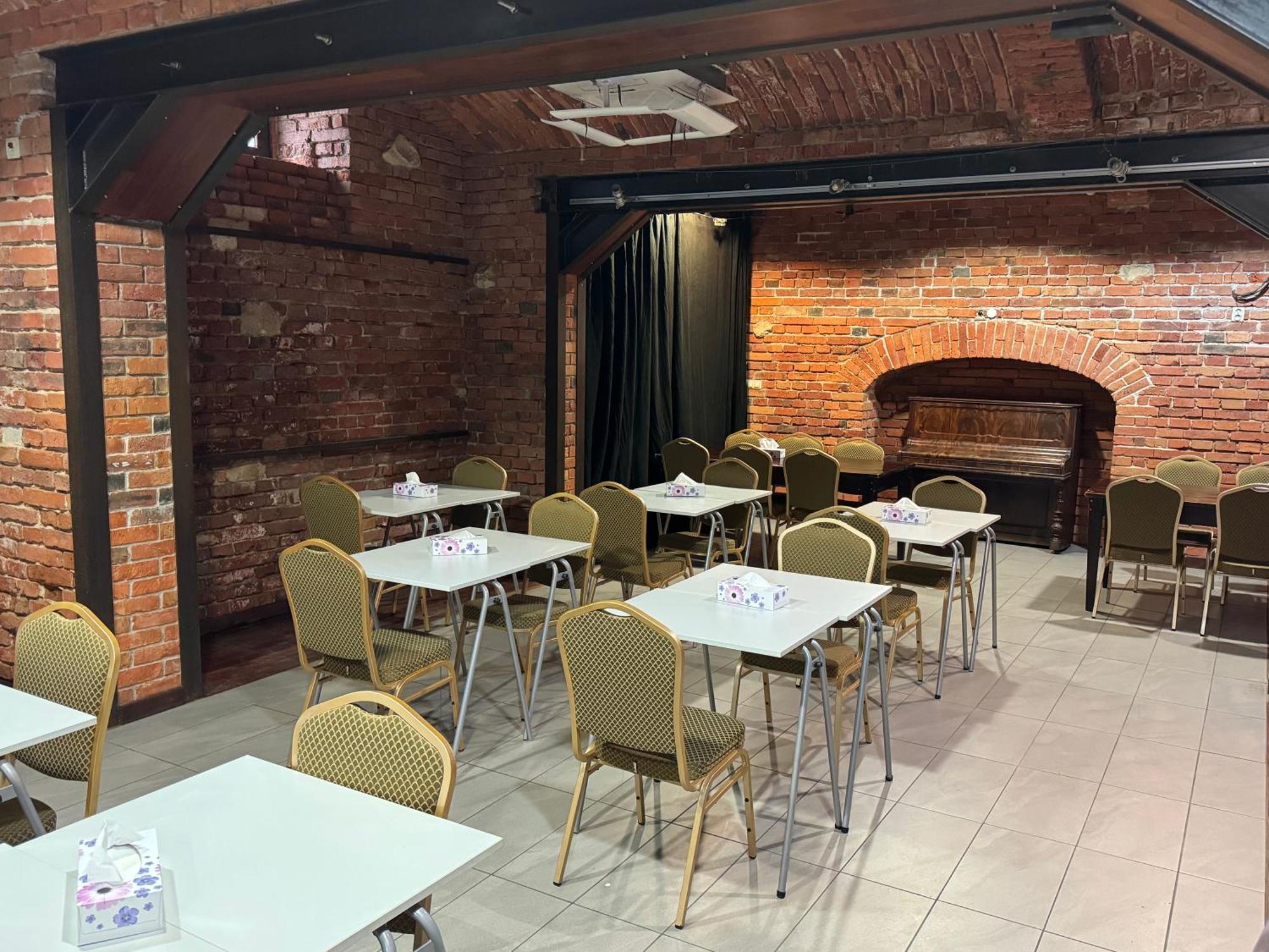 Iris Aparthotel Краков Экстерьер фото