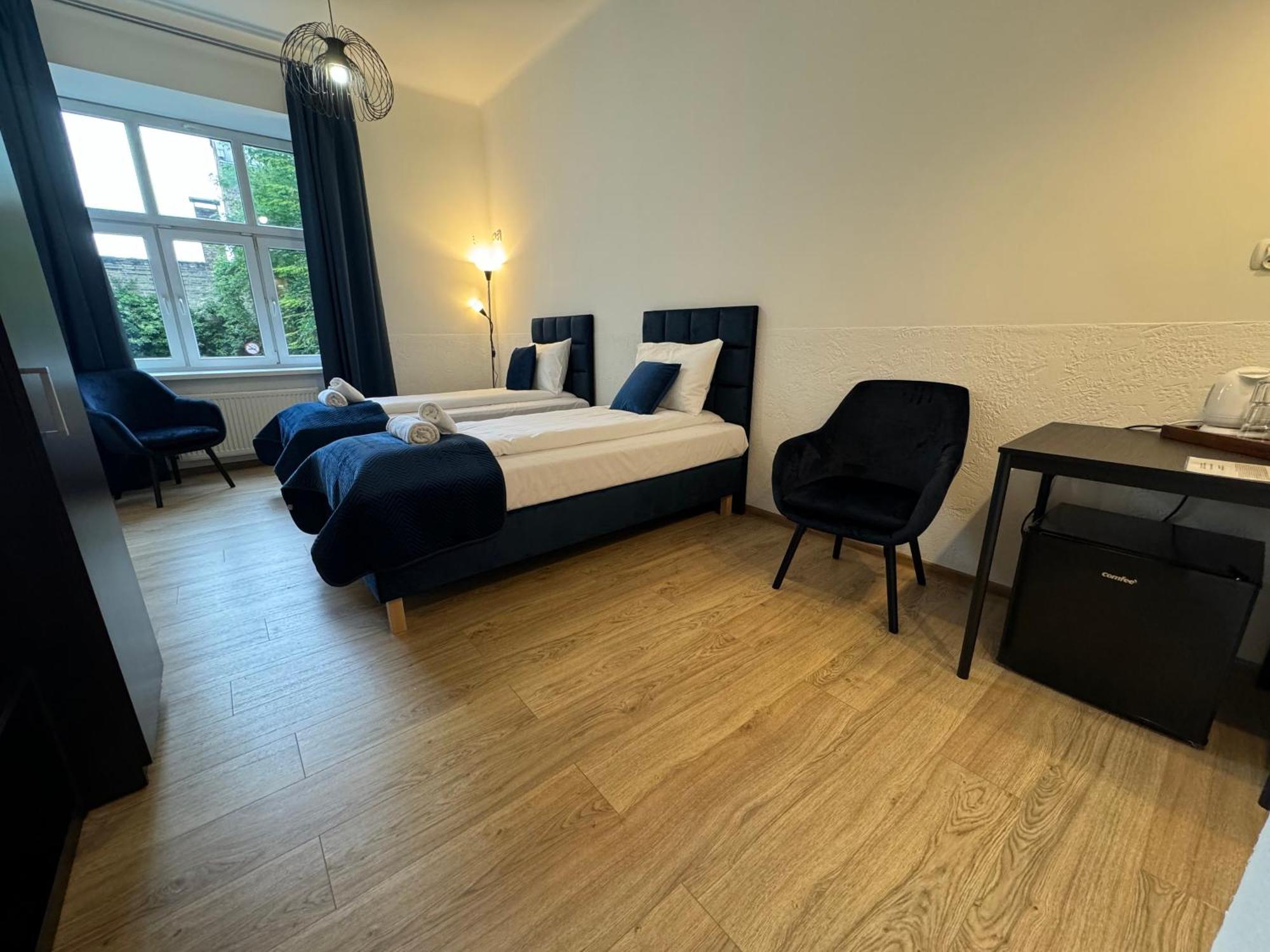 Iris Aparthotel Краков Экстерьер фото