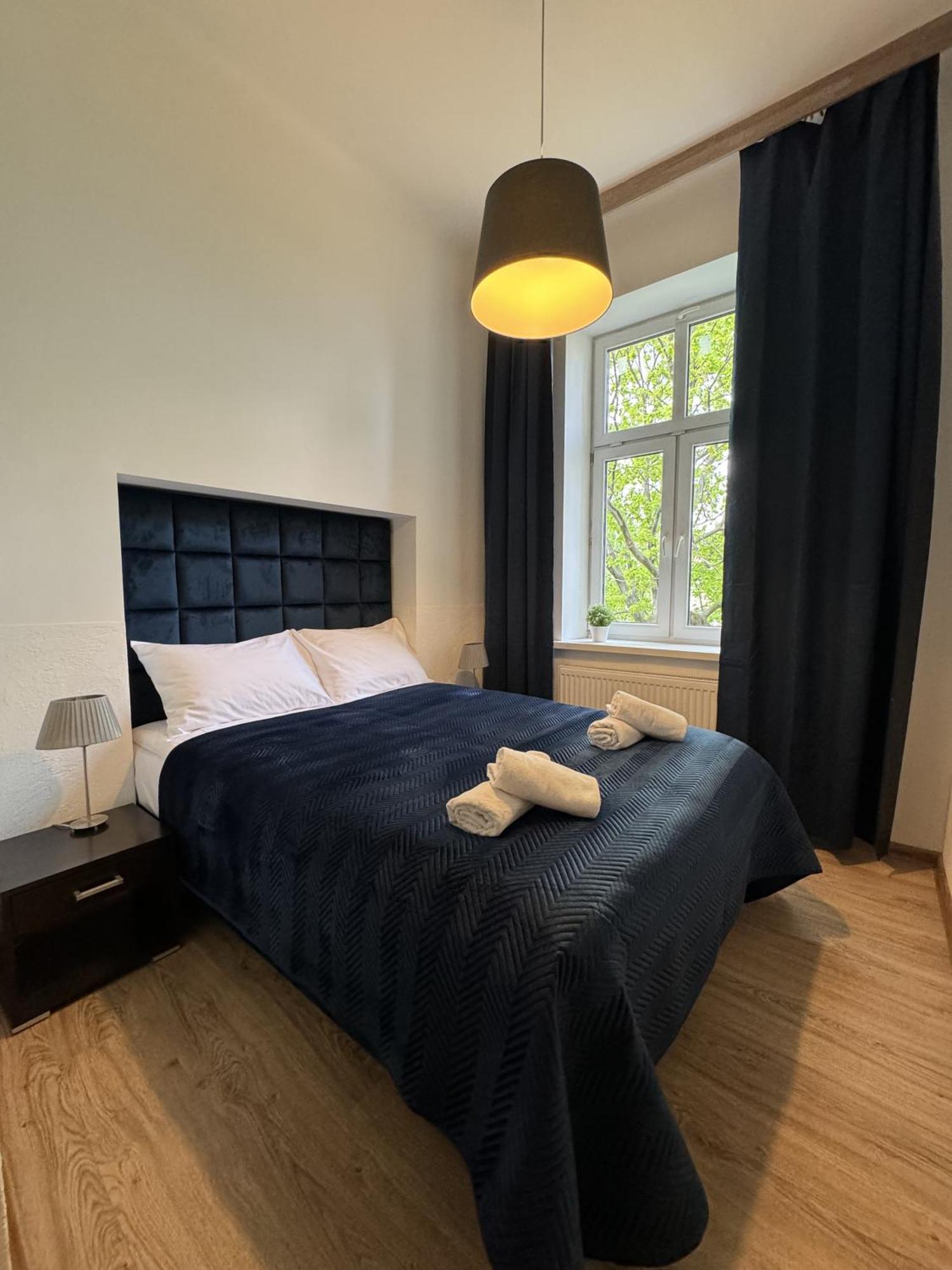 Iris Aparthotel Краков Экстерьер фото