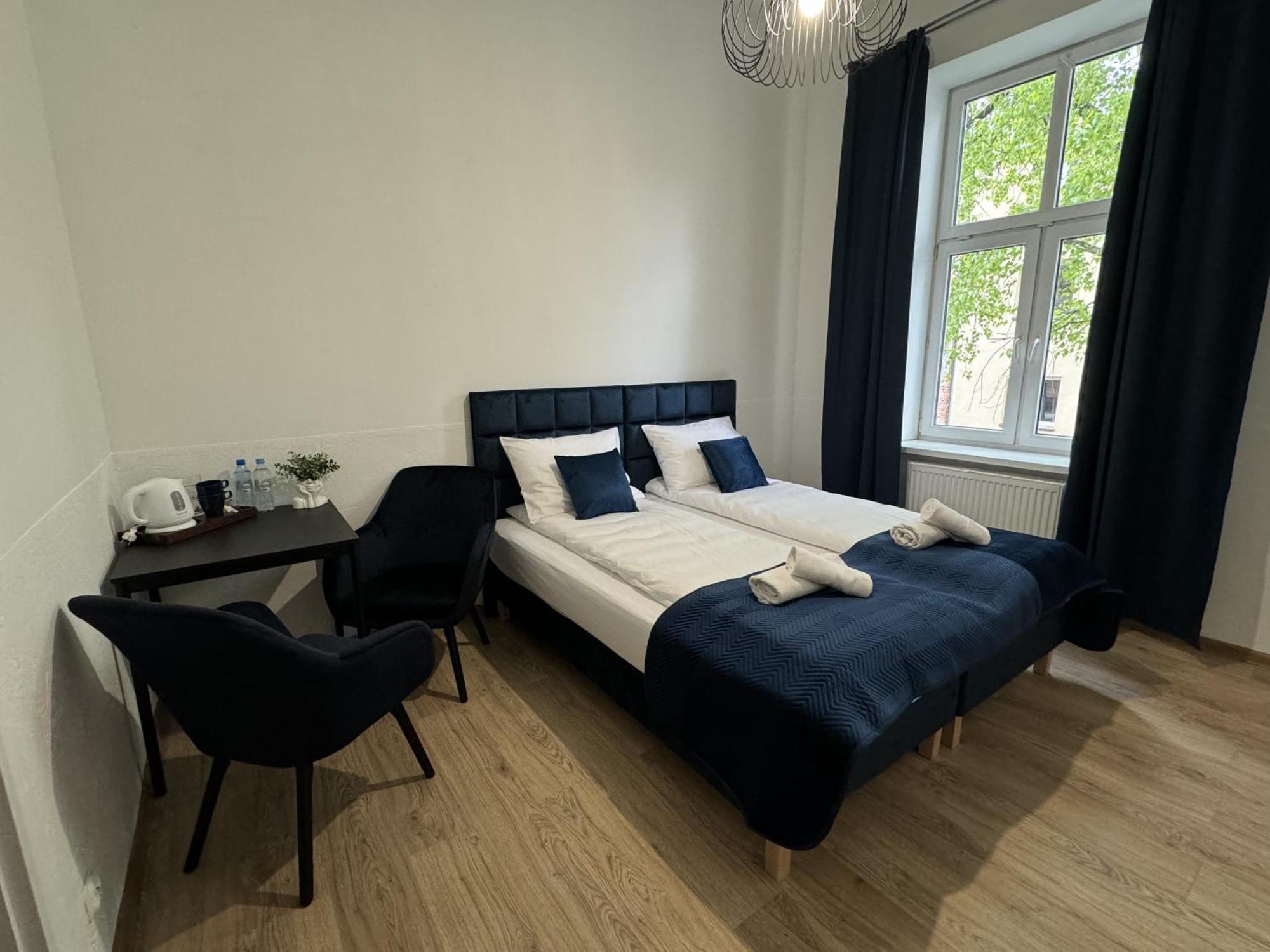 Iris Aparthotel Краков Экстерьер фото